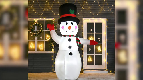 Indoor/Outdoor Hooked Snowman with Winter Birds Accent Rug