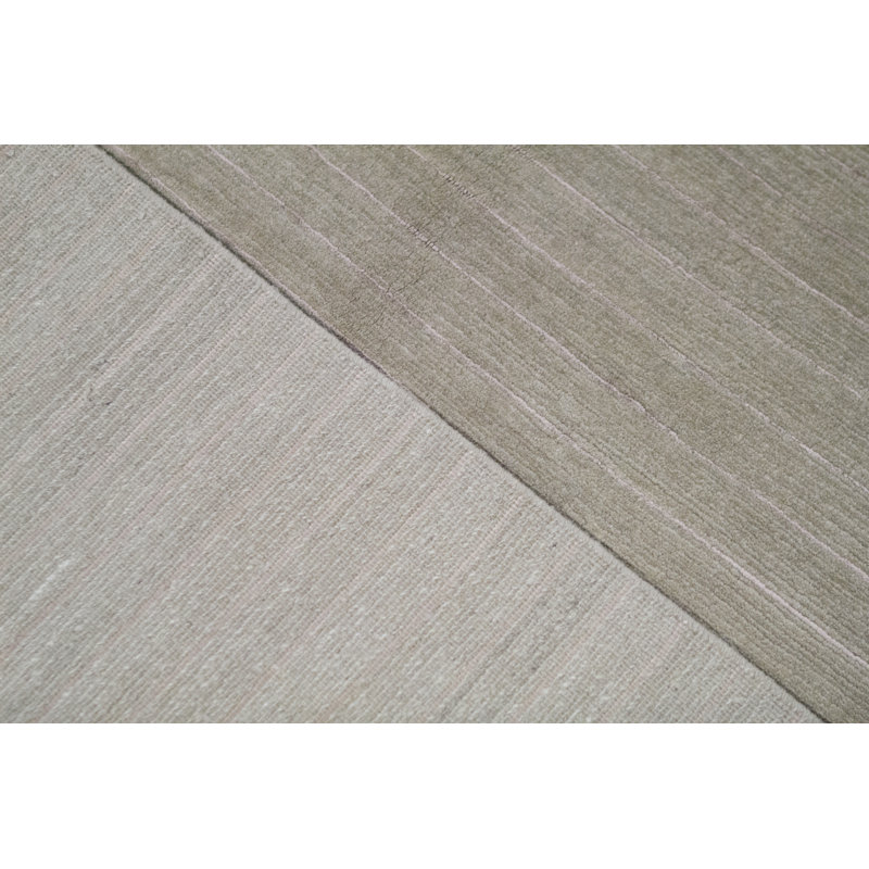 Tapis beige noué à la main de haute qualité