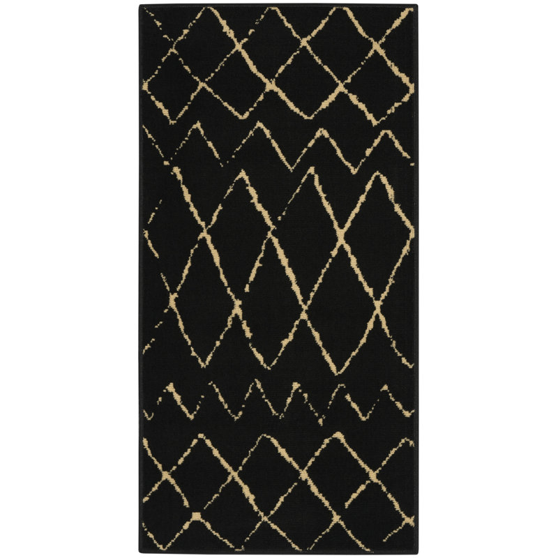 Budyoni Geometric Indoor Rug, Rectangle 2' x 4'