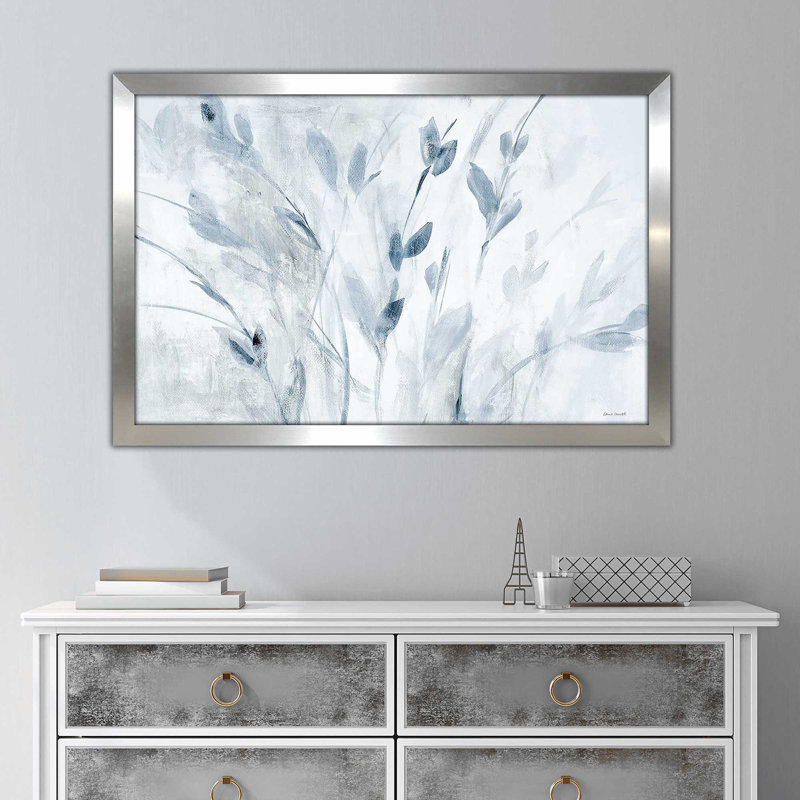 «Blue Misty Leaves» par Lanie Loreth - Peinture, Encadrement argenté, H 21,5 po x l 27,5 po x P 0,75 po