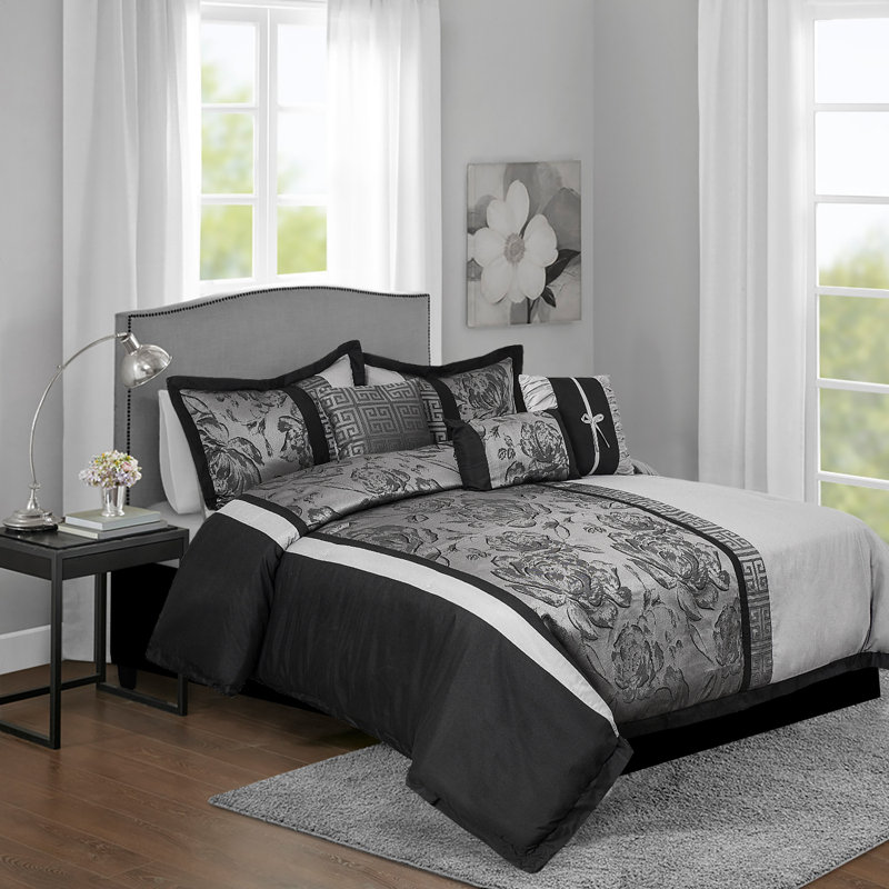 Patchwork Comforter, Queen Comforter + 6 Additional Pieces, Gray
