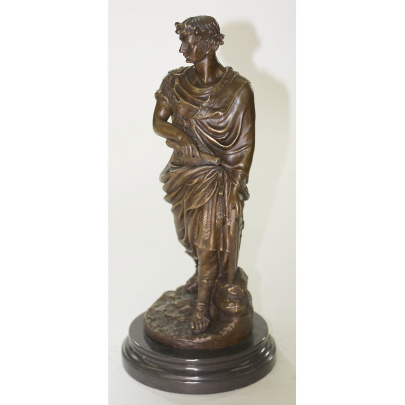Figurines et sculptures