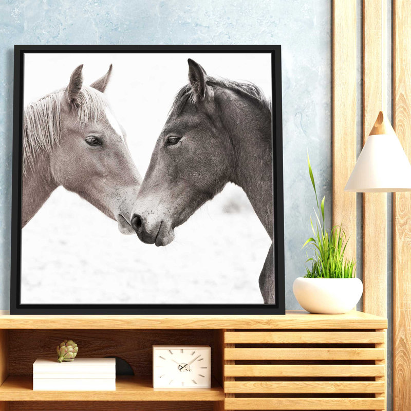 Gentle Herd - Photographie à cadre flottant sur toile, L 21,5 po x H 21,5 po