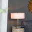 Lampe de table 16 po x 16 po x 24 po or et blanc avec cylindre en verre et base piédestal (assemblage de l'abat-jour requis)