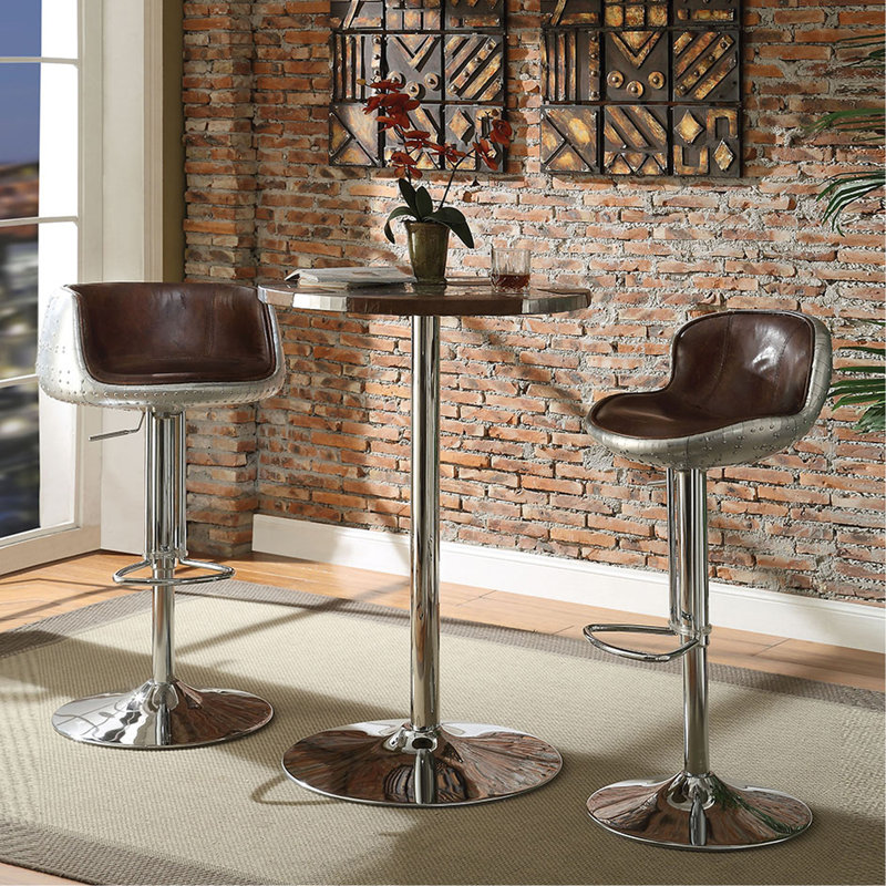 Tabouret brun en cuir rétro avec fonction réglable - Patchwork en aluminium et conception ergonomique en métal pour une assise confortable