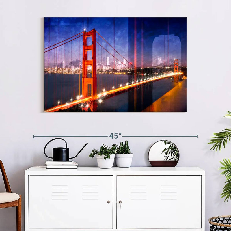 Lilie Golden Gate Bridge Composing, 26" H x 39" W