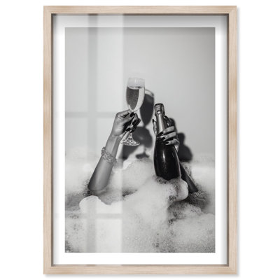 «Bubble Celebration Shadowbox Print Glam» par Notoriart, cadre blond, 10 x 15