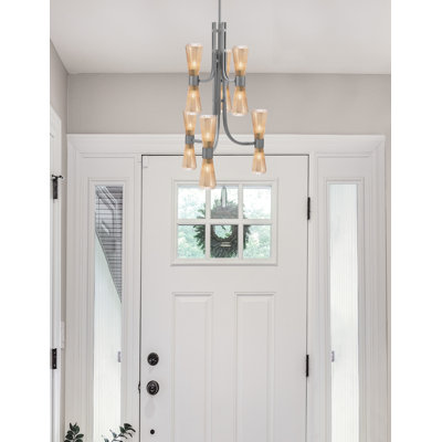 Lustre 12 lumières Allendale illustré en finition graphite avec verre ambré 4 po