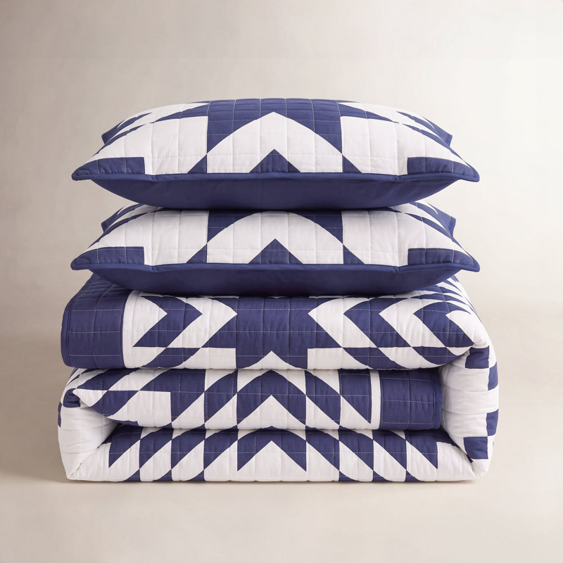 Roxanne Star Patchwork Quilt Set, Blue, Queen Quilt  + 2 Standard Shams