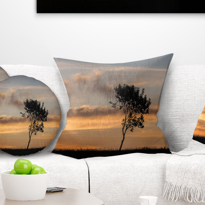 Coussin décoratif à l’arbre des seuls paysagers à droite, 18 po x 18 po