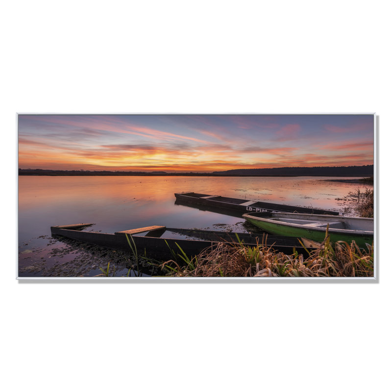Dramatic Sunrise Lake - photographie sur toile, H 30 po x l 40 po x P 1,5 po, Cadre blanc