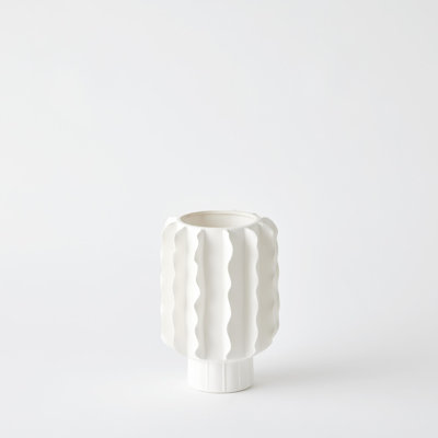 Frilled Vase-Matte White-Sm