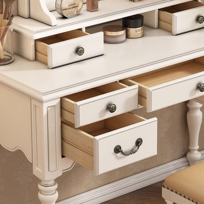 Exquisite French style dressing table