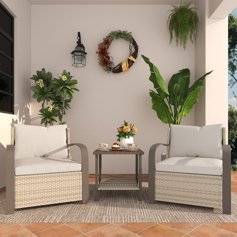 Ensemble de 3 chaises de conversation en rotin tissé pour l'extérieur de style pastoral, deux chaises simples et une table basse double couche