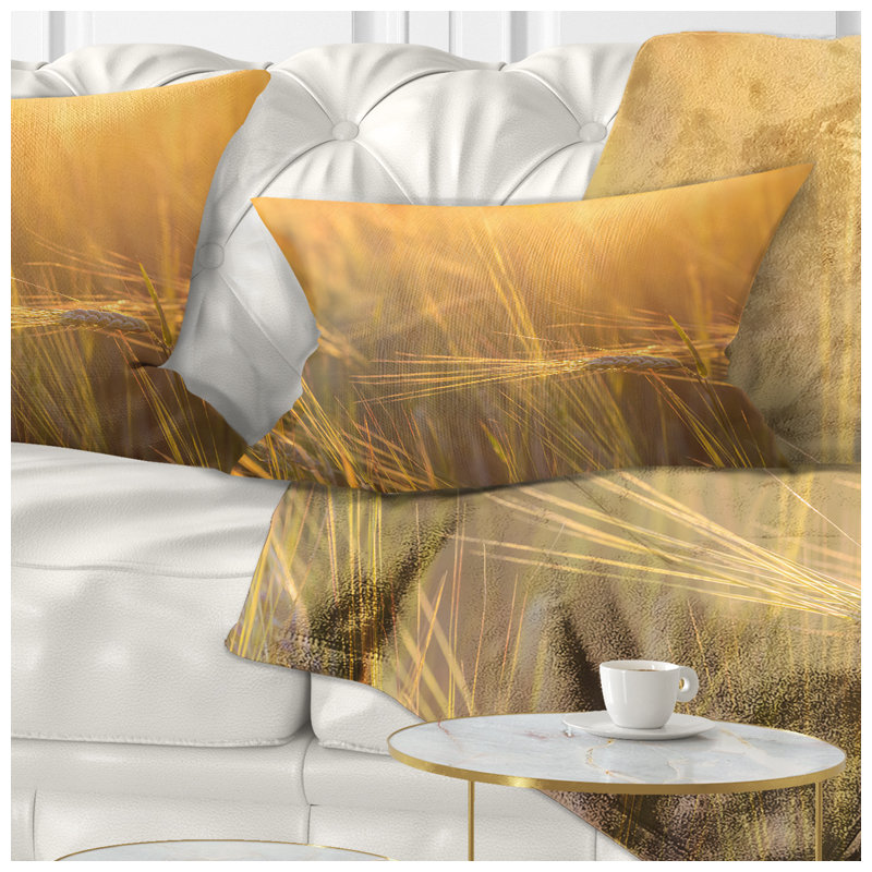 Coussin lombaire avec champ de blé