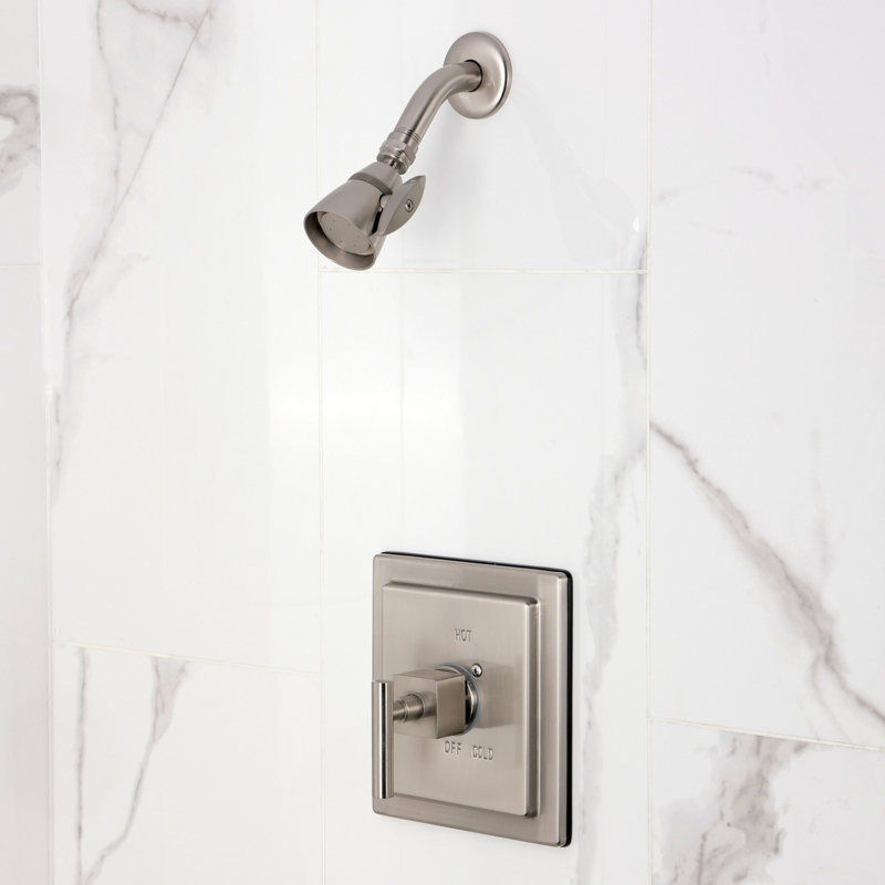 Robinet de douche à pression équilibrée à poignée simple Kingston Brass Claremont, Nickel brossé
