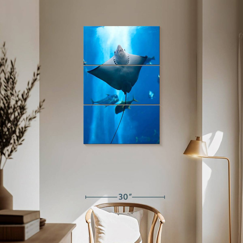 Brampt Manta Ray, 57" H x 36" W