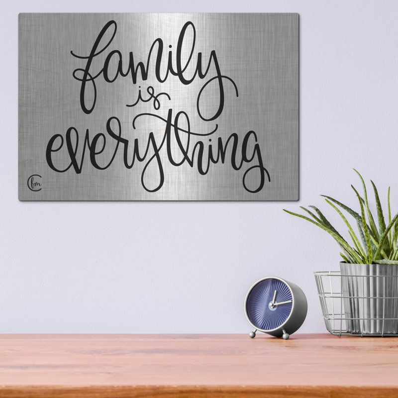  «Family is Tout» par Fearful Made Creations, art mural en métal, H 12 po x l 16 po