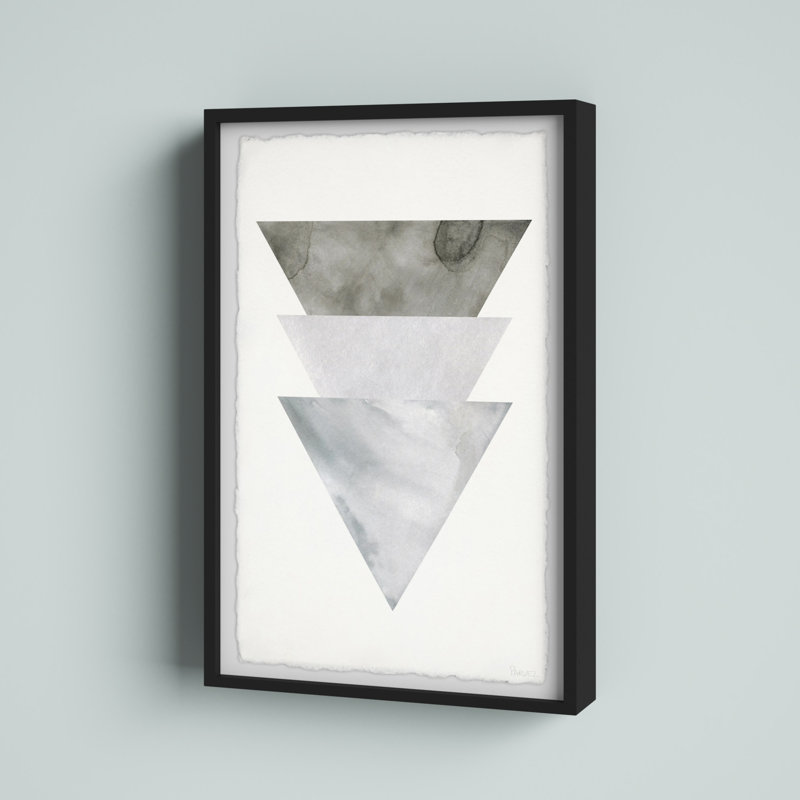 «Grayed Triangles», reproduction encadrée, H 12 po x l 8 po x P 1,5 po