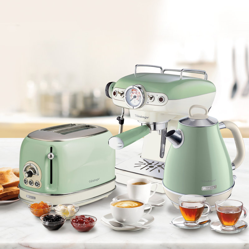 Ariete Vintage 1.7L Kettle with 2 Slice Toaster and 15 Bar Pump Espresso Coffee Machine Set, Green