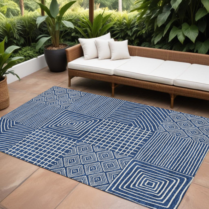 Tapis intérieur / extérieur géométrique lavable 9 pi x 12 pi bleu marine et ivoire