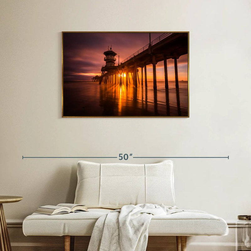 Coucher de soleil à Huntington Beach Pier, Cadre flottant doré, 37 po x 25 po