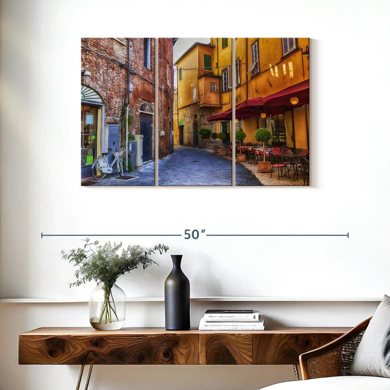 Sirci Street à Lucca, H 24 po x l 38 po