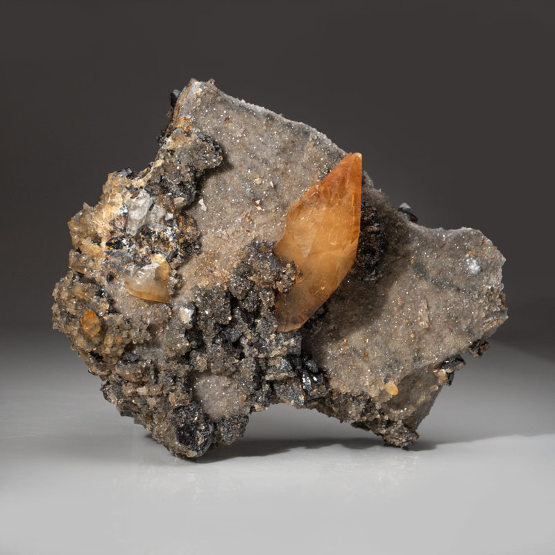 Calcite dorée sur la sphalérite