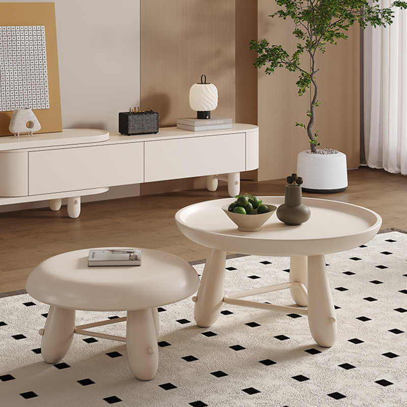Ensemble de tables basses élégantes en bois