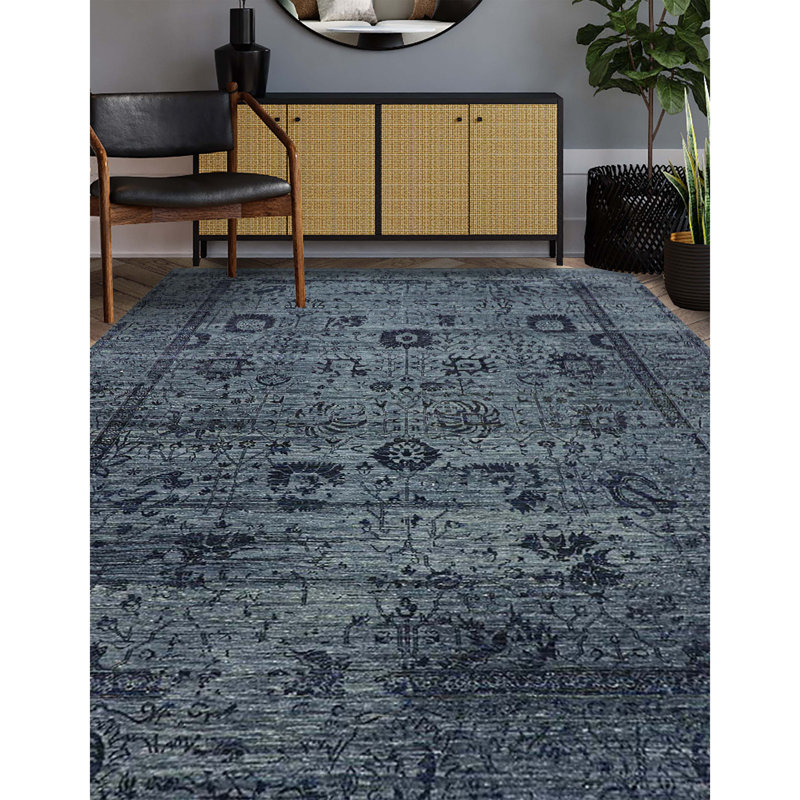 Oriental Area Rug, Rectangle 8'2" x 10'2"