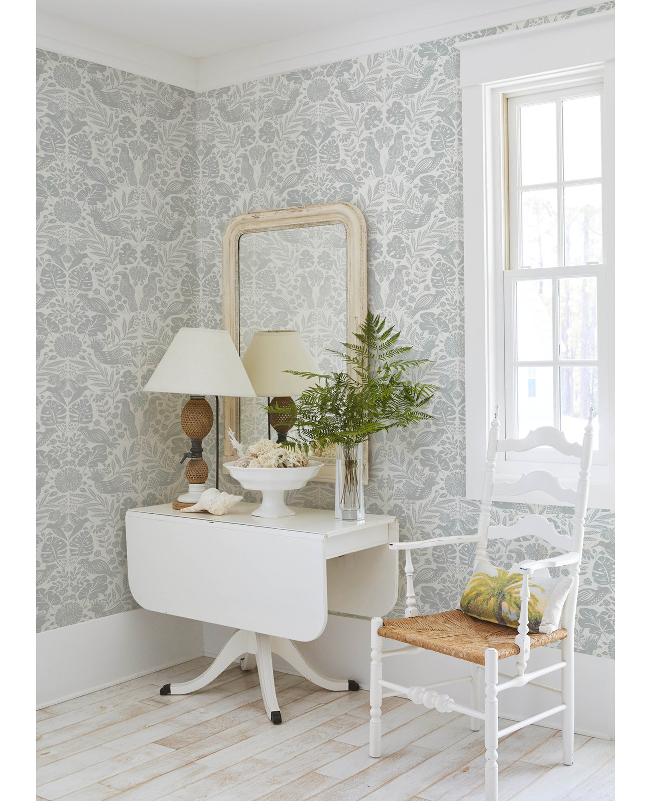 Pomona Floral Wallpaper, Light Gray