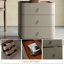 Bureau rectangulaire gris en bois manufacturé avec 3 tiroirs-108639211