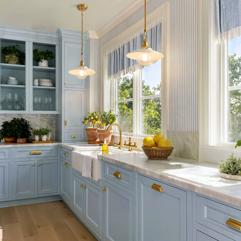 Luminaire suspendu moderne à 1 lumière Lanesra en métal, or verre et ivoire Dôme à intensité variable pour cuisine, salle à manger ou chambre à coucher de style moderne, minimaliste et transitionnel