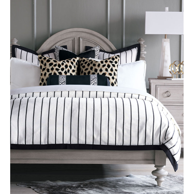 Vadoma Modern & Contemporary Striped Duvet Cover, Queen Duvet Cover