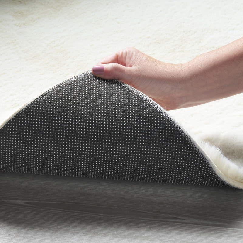 Rosenda Faux Fur Non-slip Bath Mat, Ivory