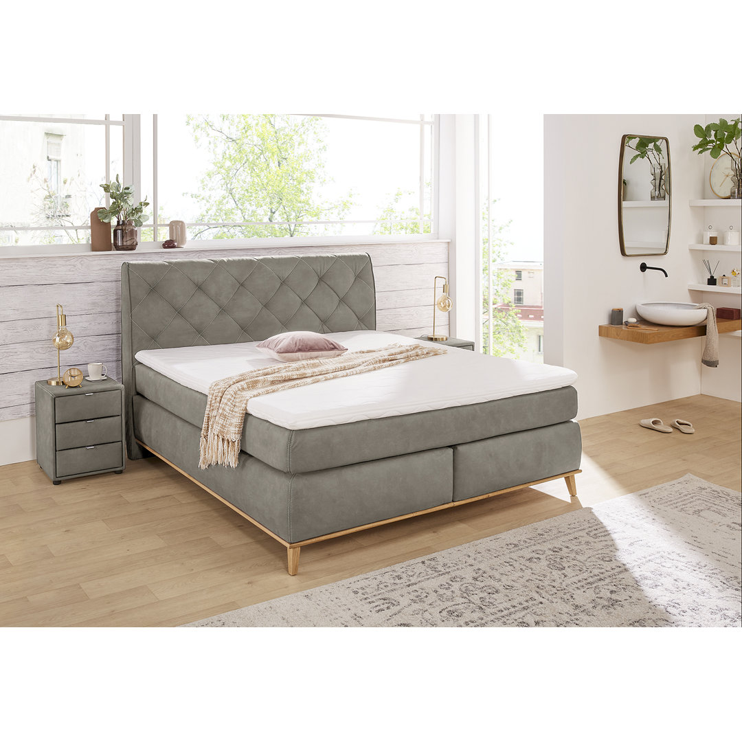 Boxspringbett Clevenger mit Topper