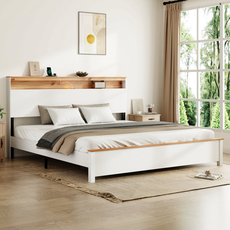 Table de chevet en bois avec tête de rangement pour la station de charge: cette base de lit rustique avec tête de lit est livrée avec une station de charge intégrée
