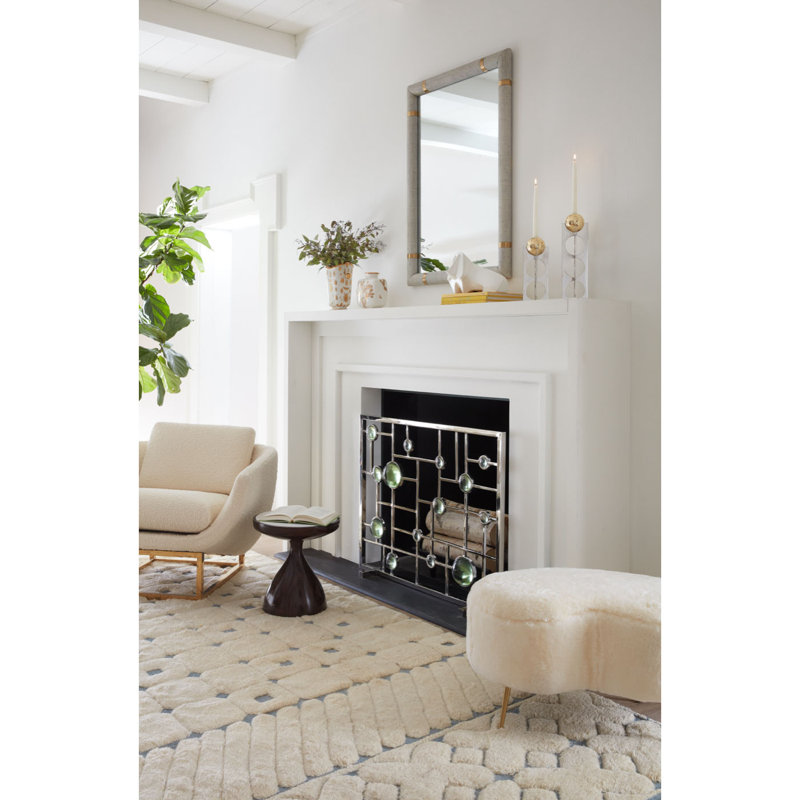 Globo Fire Screen