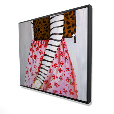 «Fashionable Woman With A Leopard Bag» sur toile