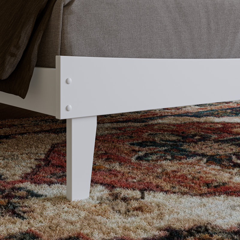Phoenix Wood Platform Bed with Matching Footboard, White, Queen