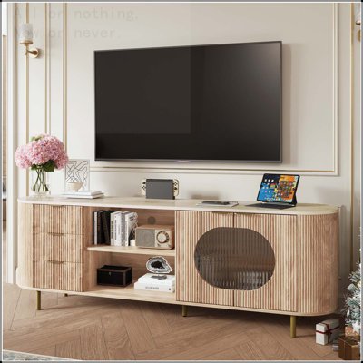 Meuble télé cannelé avec plateau en faux marbre et détails dorés pour téléviseurs de 65 po ou moins