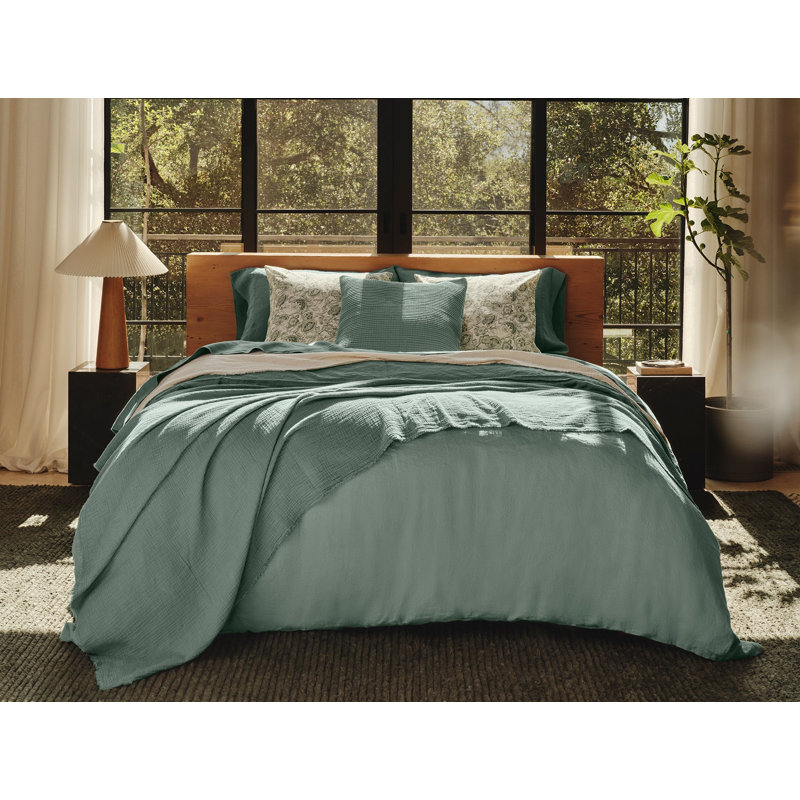 Topanga Matelasse Blanket, Queen, Juniper