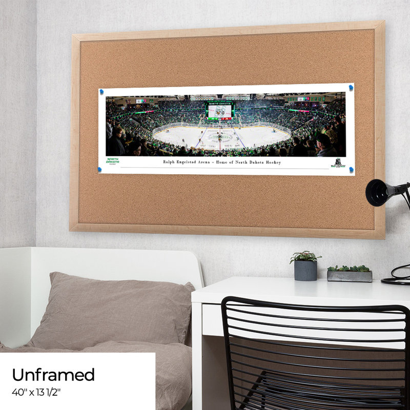 Impression panoramique du North Dakota Hockey, Sans cadre, H 13,5 po x l 40 po