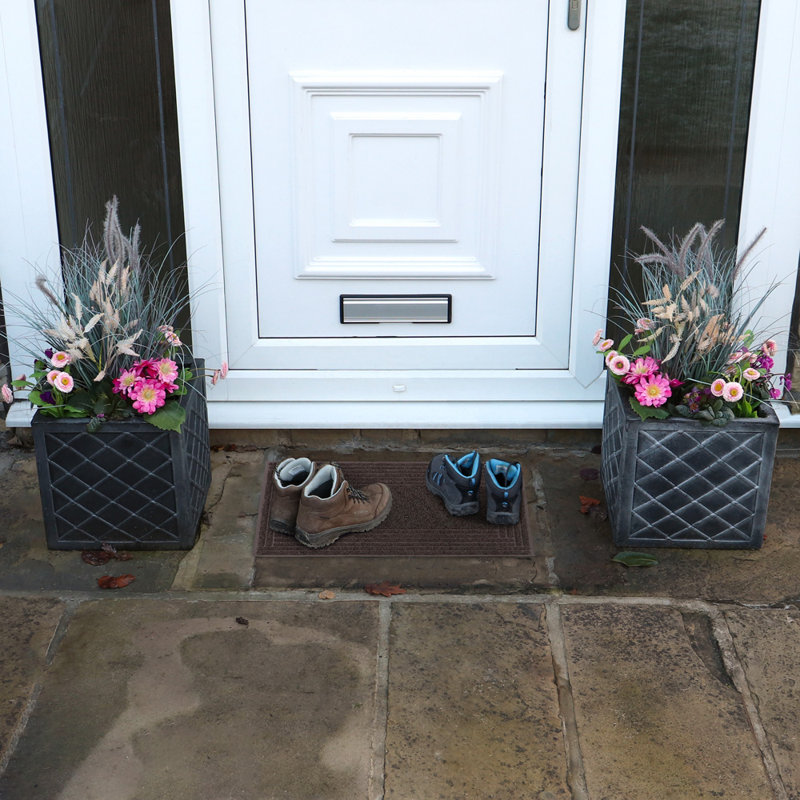 Non-Slip Geometric Doormat, Brown