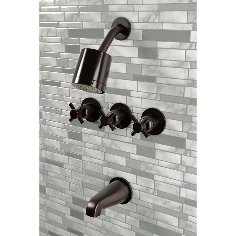 Robinet de baignoire et de douche à contrôle de volume à 3 poignées avec valve brute Concord, Bronze huilé