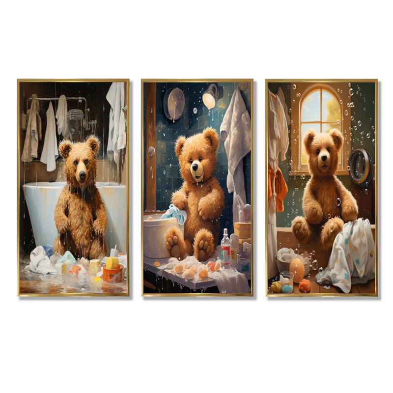 «Bear Bathaign Bubbles I» - Ensemble de 3 reproductions d'art mural, Cadre flottant doré, H 28 po x l 36 po