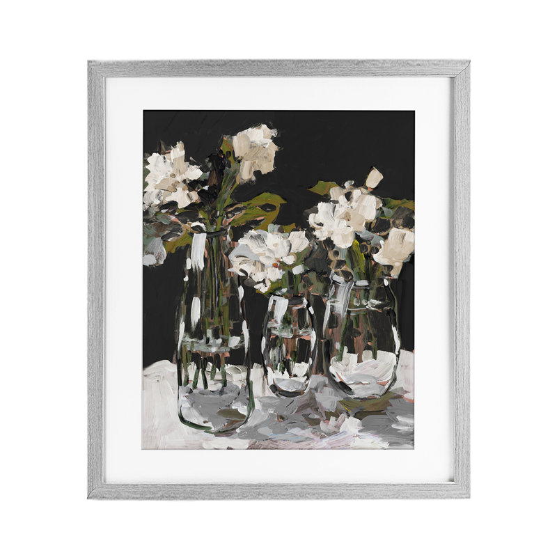 Trois vases à fleurs sur fond noir, impression par Jane Slivka, Cadre de ferme gris, H 16 po x l 13 po