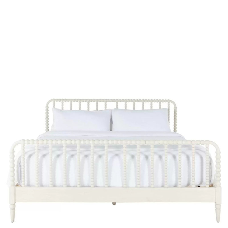 Jennifer Bed, Queen
