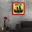 «Cold Beer 1» par Jean Plout, art mural en verre acrylique, 24 po x 24 po-383201214