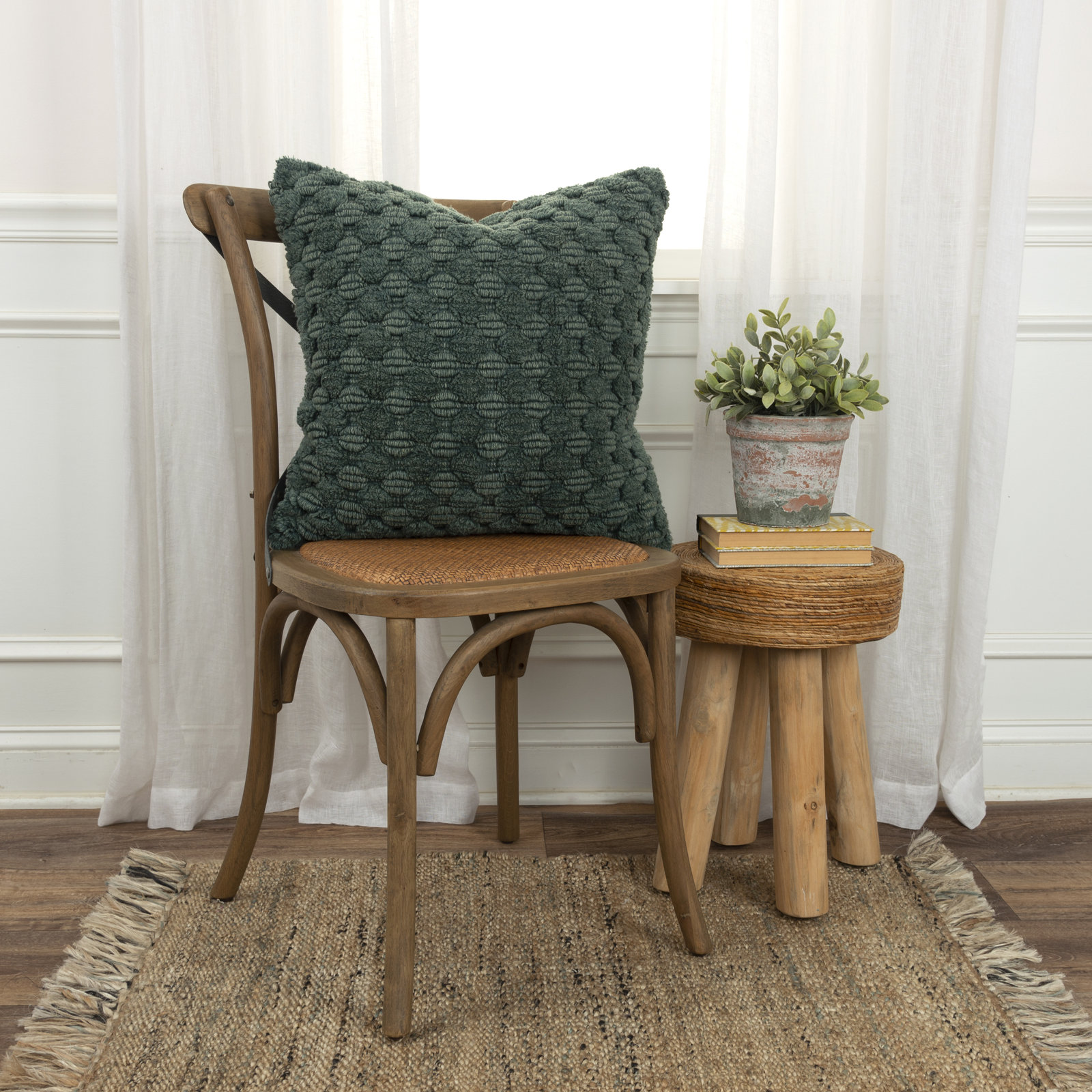 Roya Cotton Throw Pillow, Green